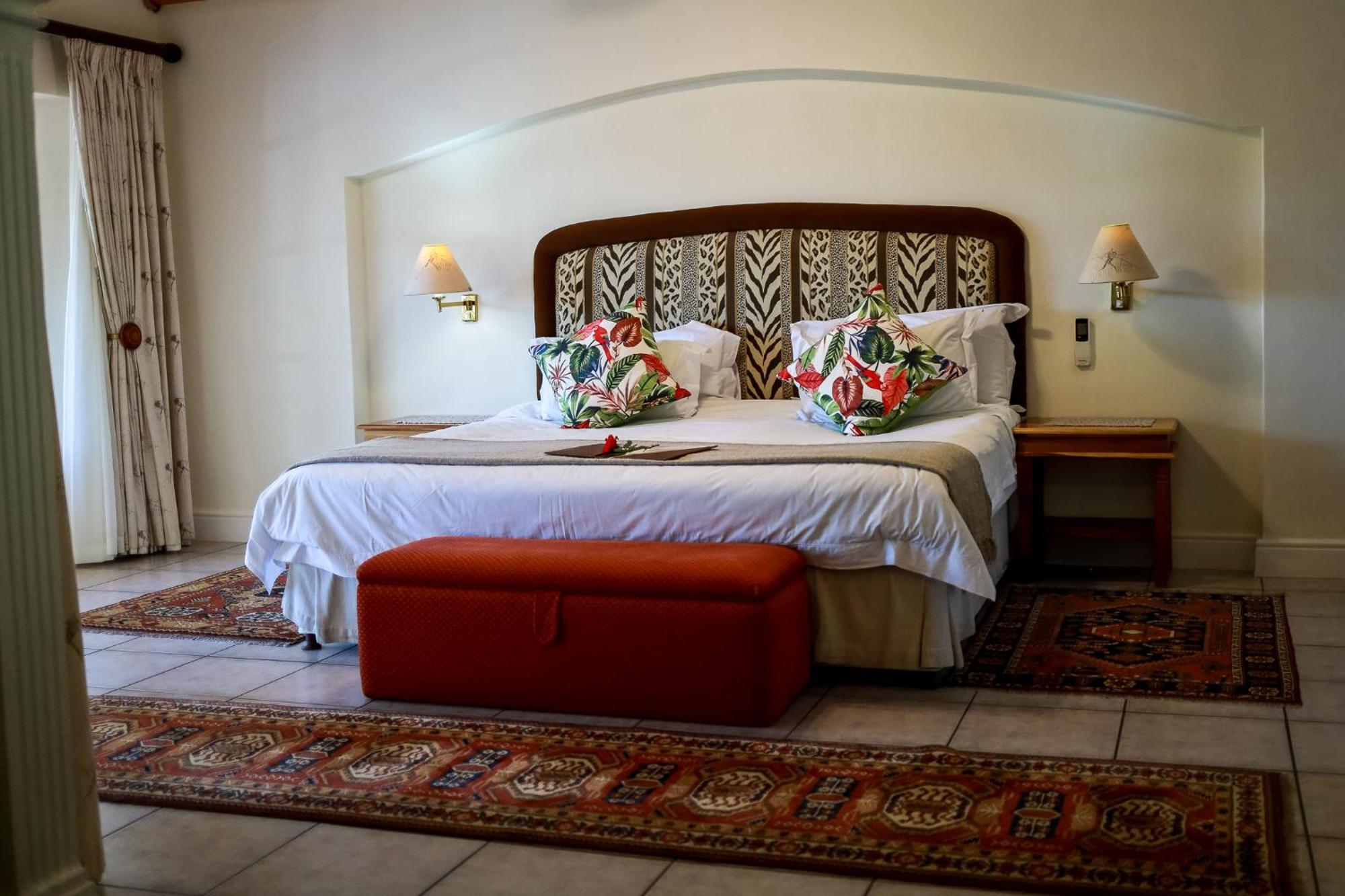 Altes Landhaus Country Lodge Oudtshoorn Bagian luar foto
