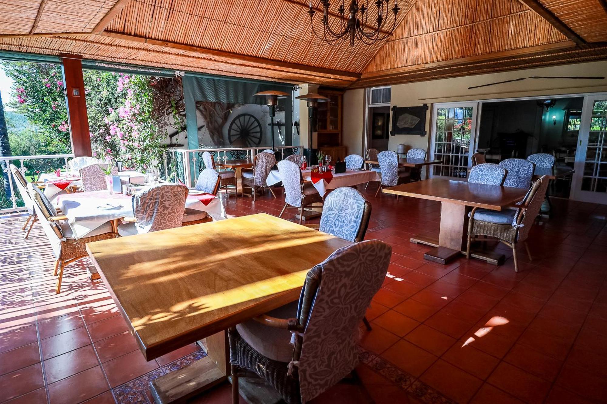 Altes Landhaus Country Lodge Oudtshoorn Bagian luar foto