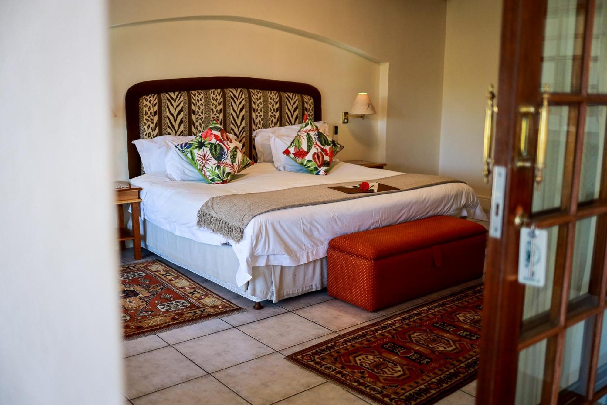 Altes Landhaus Country Lodge Oudtshoorn Bagian luar foto