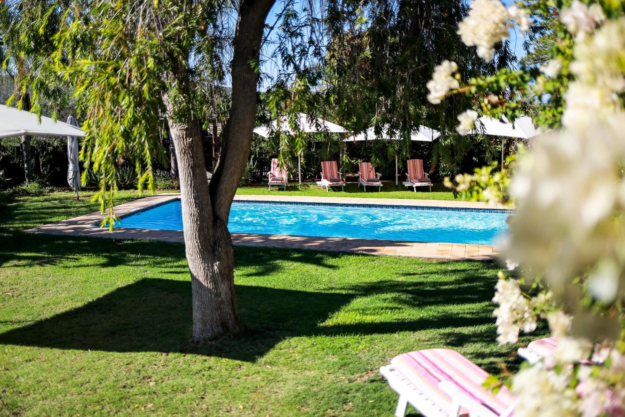 Altes Landhaus Country Lodge Oudtshoorn Bagian luar foto