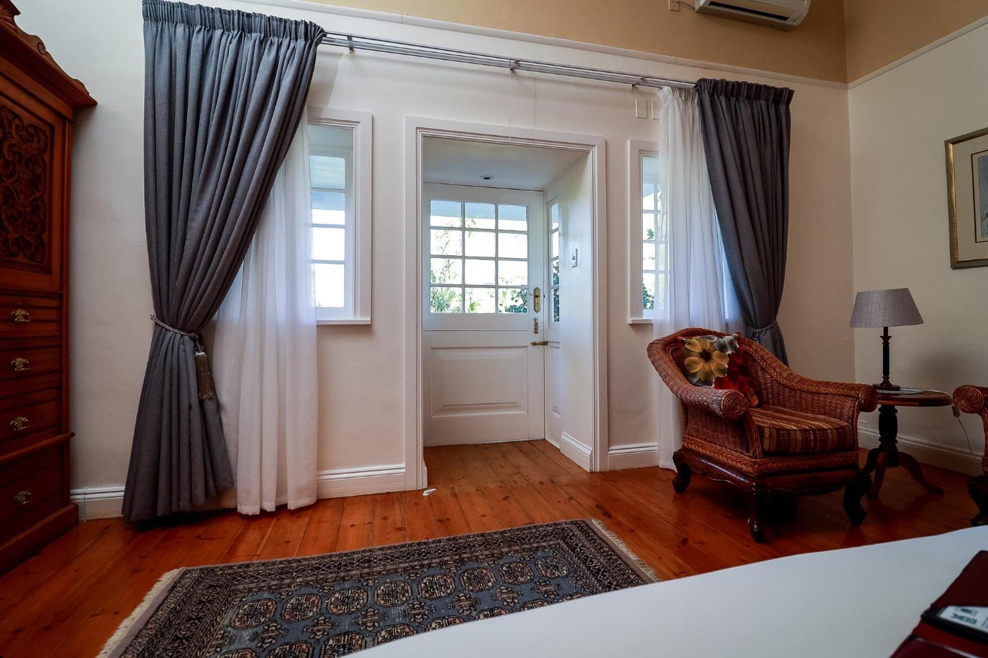 Altes Landhaus Country Lodge Oudtshoorn Bagian luar foto