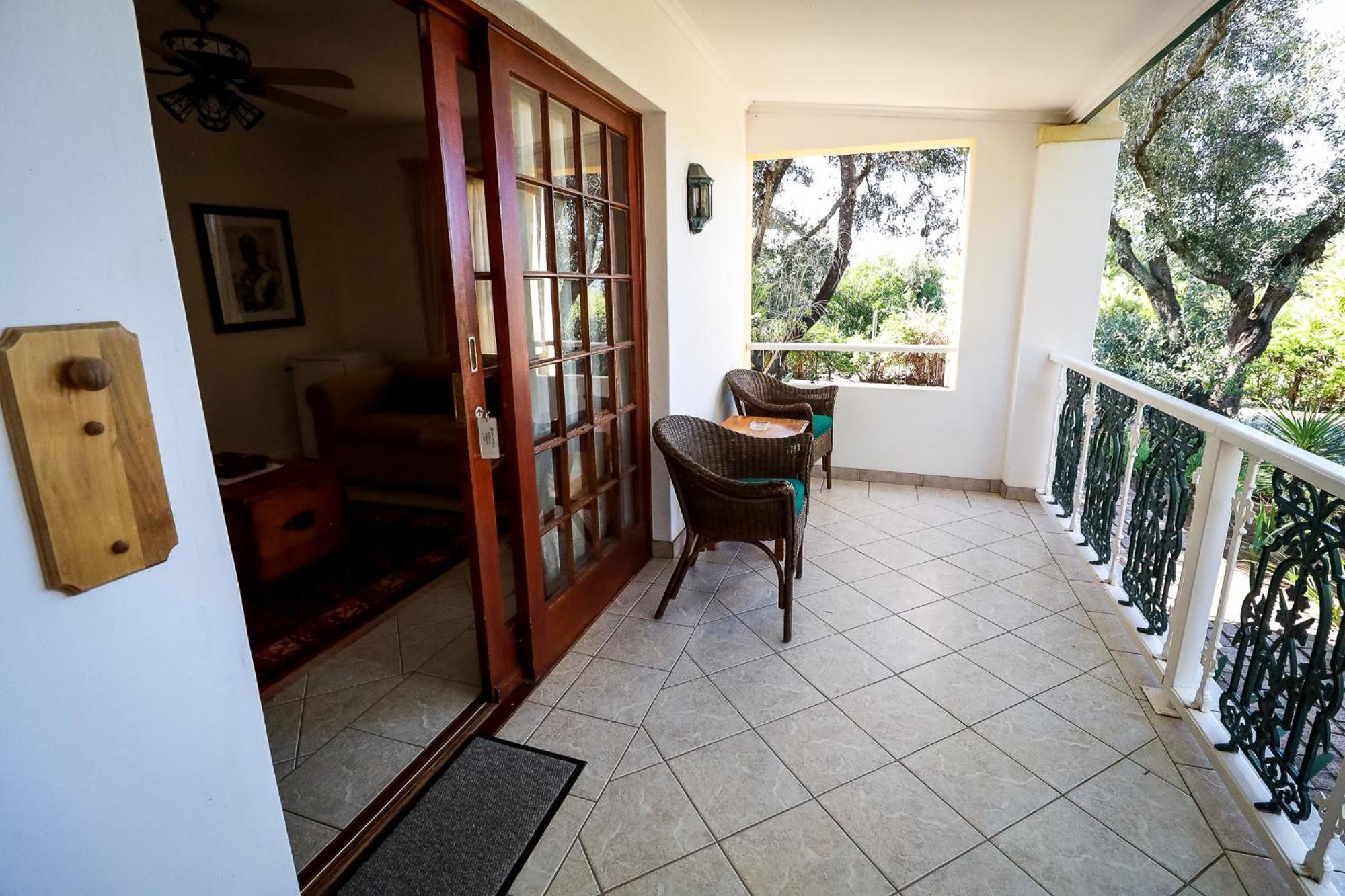 Altes Landhaus Country Lodge Oudtshoorn Bagian luar foto