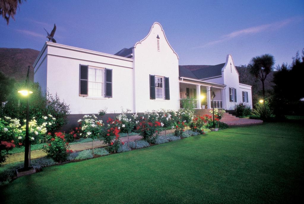 Altes Landhaus Country Lodge Oudtshoorn Bagian luar foto